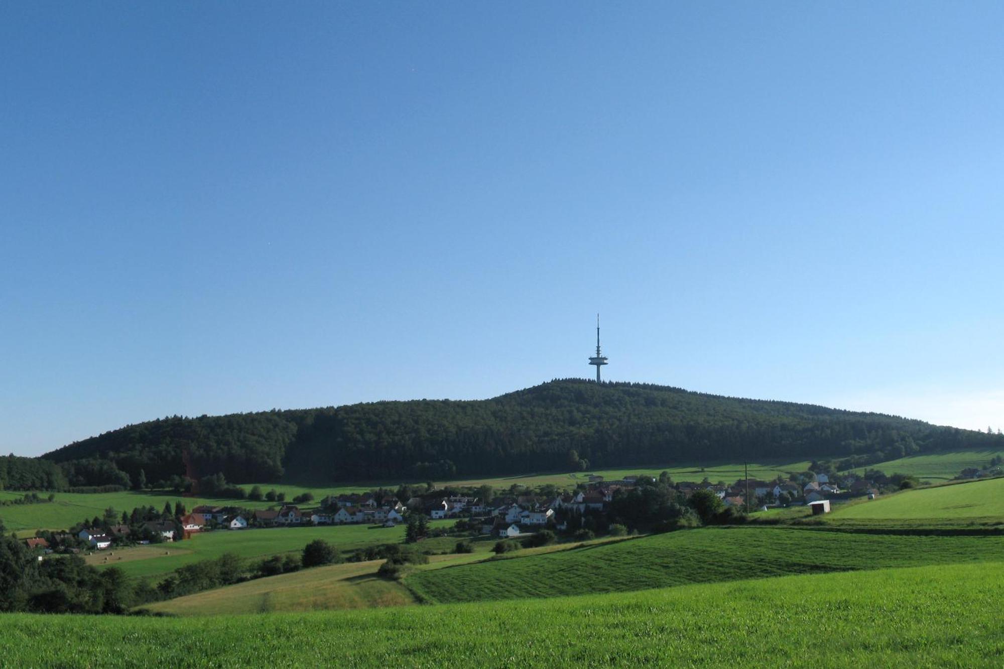 Gasthof Zum Hohen Lohr Battenhausen Exterior photo
